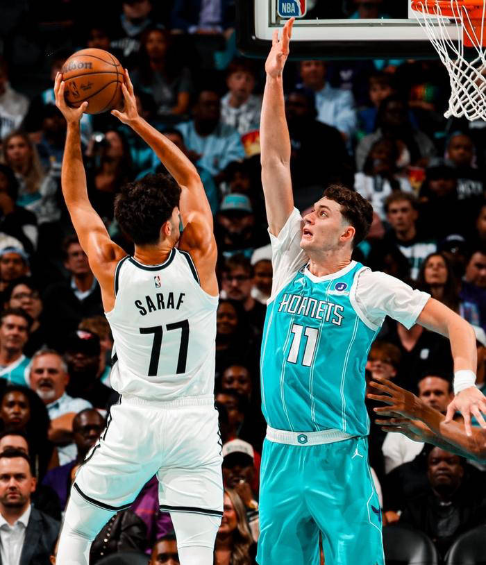 社区盾窗口期再迎强敌；夏洛特黄蜂篮板制胜；主帅态度——悬念犹存；年轻球员得到机会的简单介绍